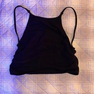 Only worn once and doesn’t like the way it fits me!